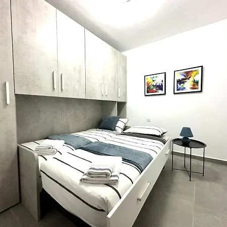 شقة Private Pool Flat Near Valletta *