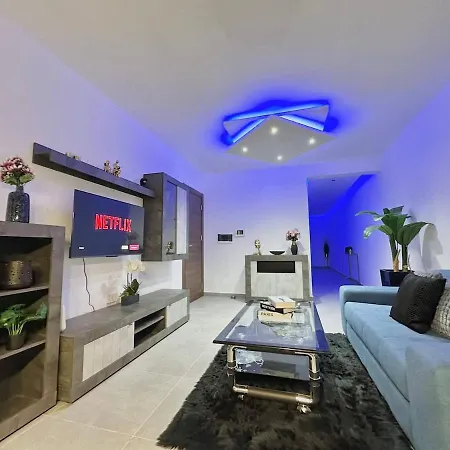 Private Pool Flat Near Valletta Pietà