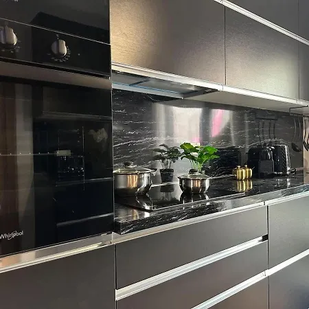 Private Pool Flat Near Valletta