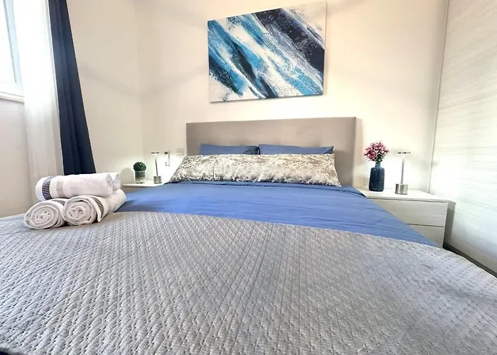 Private Pool Flat Near Valletta Apartamento *