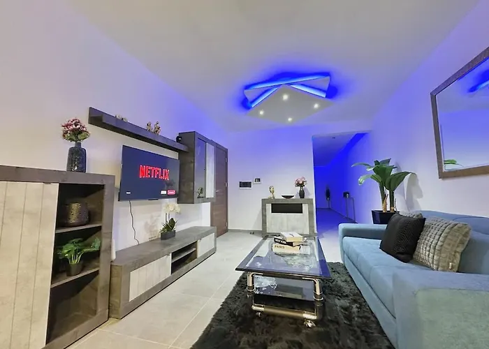 Private Pool Flat Near Valletta Pietà