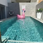 Private Pool Flat Near Valletta *